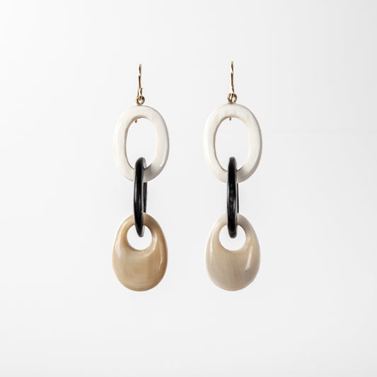 Kiuongo Earrings Random Light and Dark