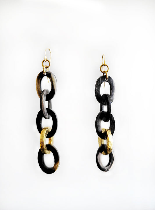 Hereni Earrings Dark